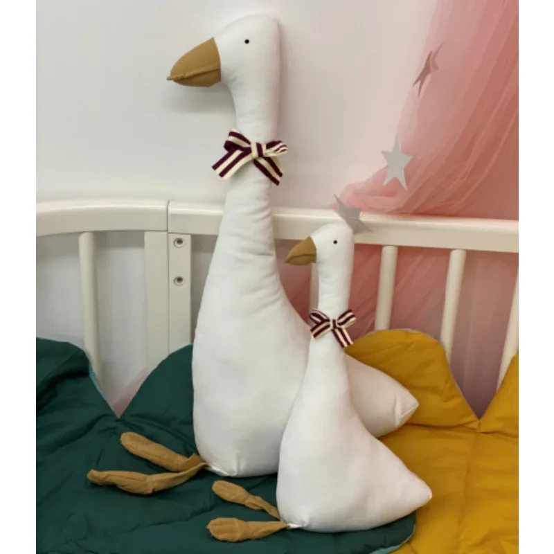 Мягкая игрушка-гусь в стиле IN – обзор и цена Baby Nursery Cushion