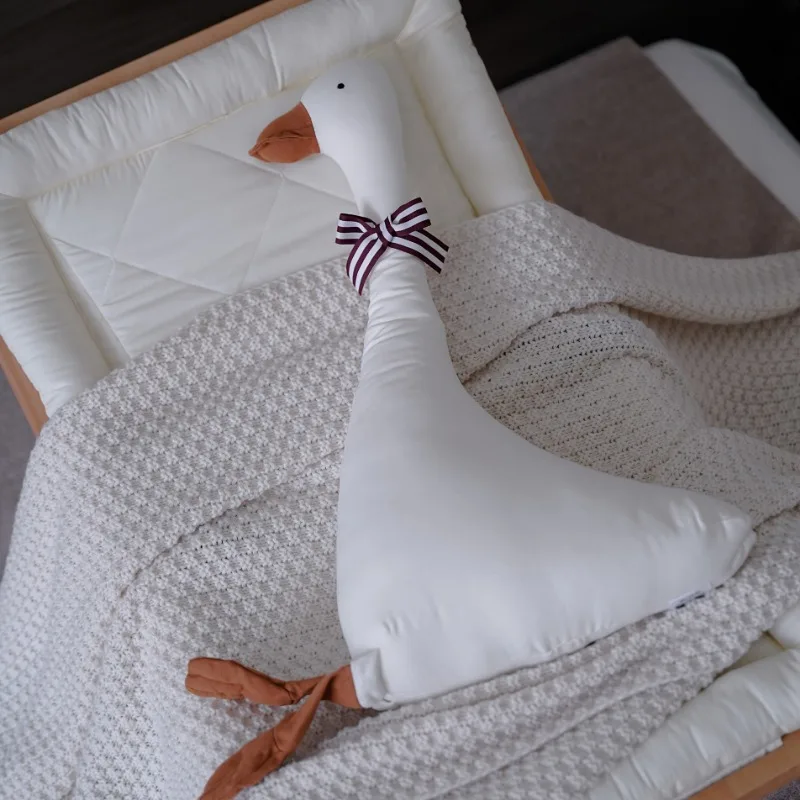 Мягкая игрушка-гусь в стиле IN – обзор и цена Baby Nursery Cushion
