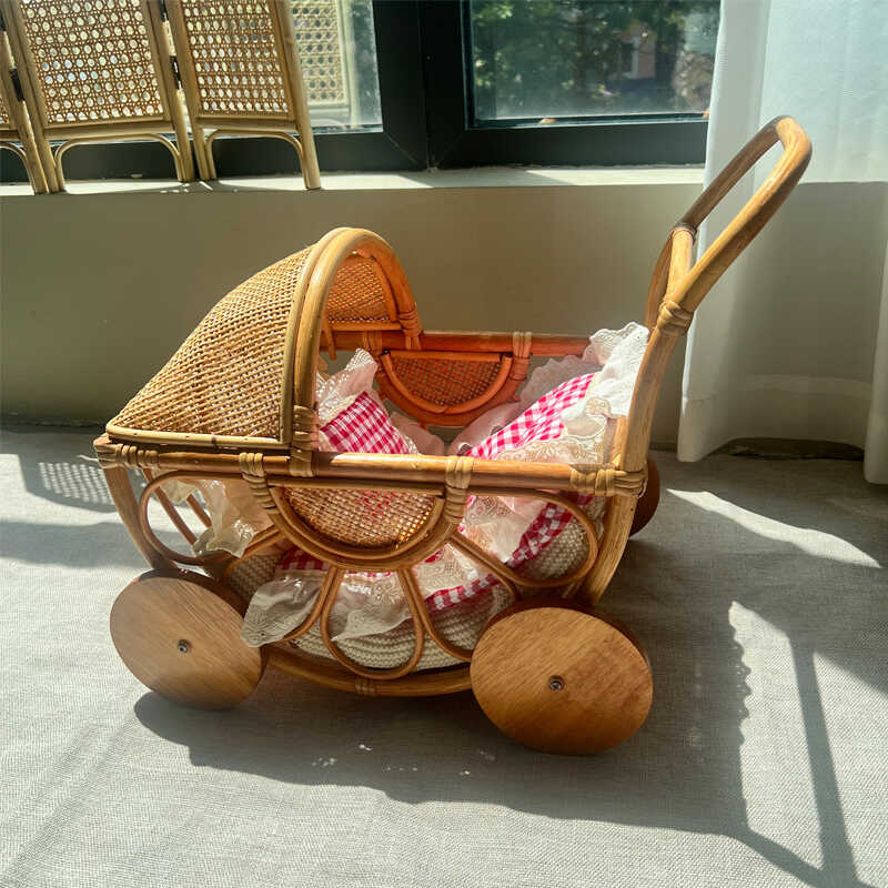 Тканая детская коляска из рота – обзор и цена Baby Nursery Vintage